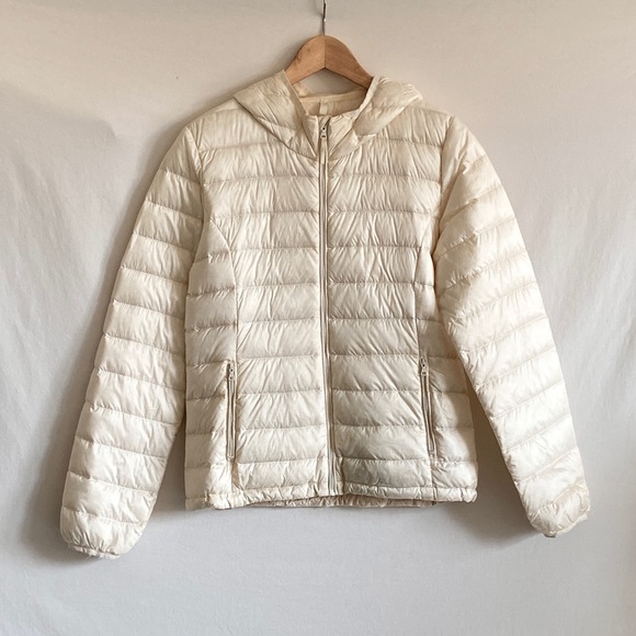 Tna botanie puffer in cream - Picture 1 of 4